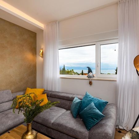 Apartment Muzini Malinska Buitenkant foto